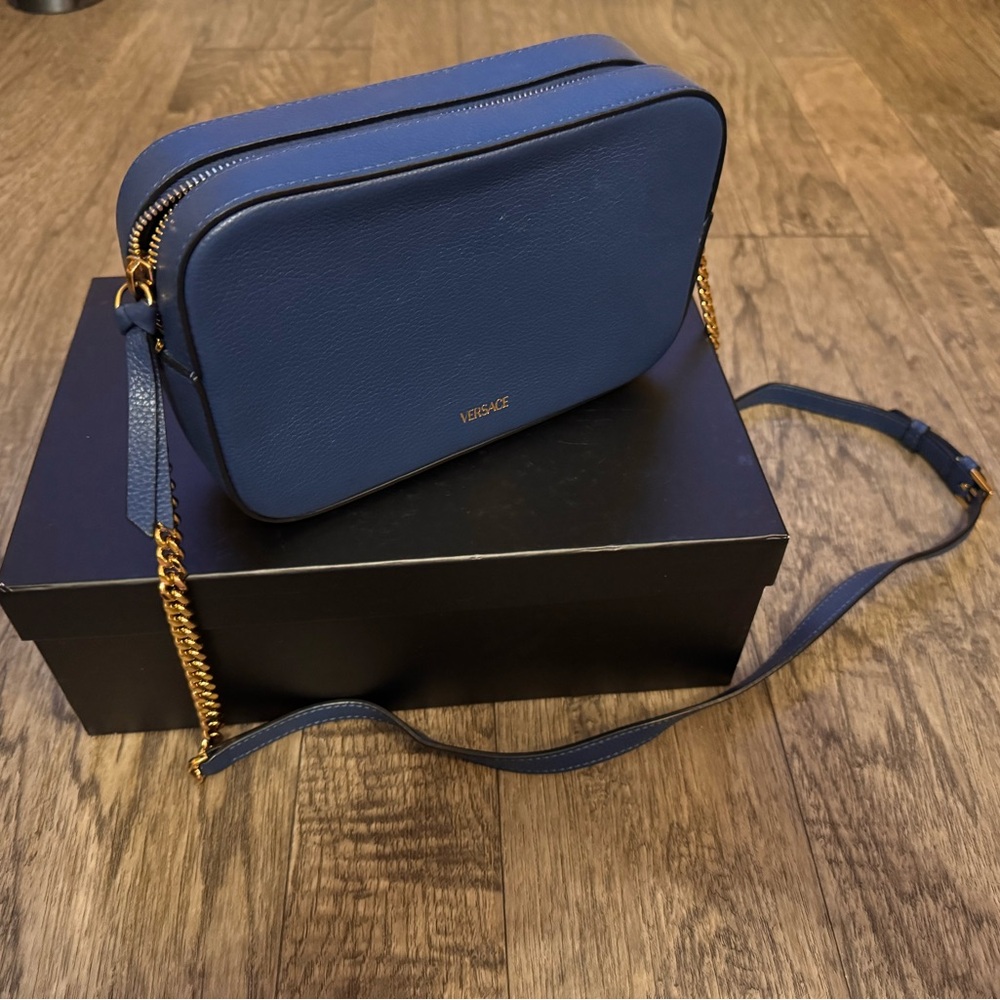 Versace Navy and Gold Accessory Collection - Picture 5 of 8